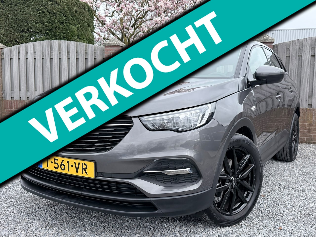 Opel Grandland X - 1.2 Turbo 120 Jaar Edition NAVI P CAMERA AIRCO APPLE CARPLAY - AutoWereld.nl