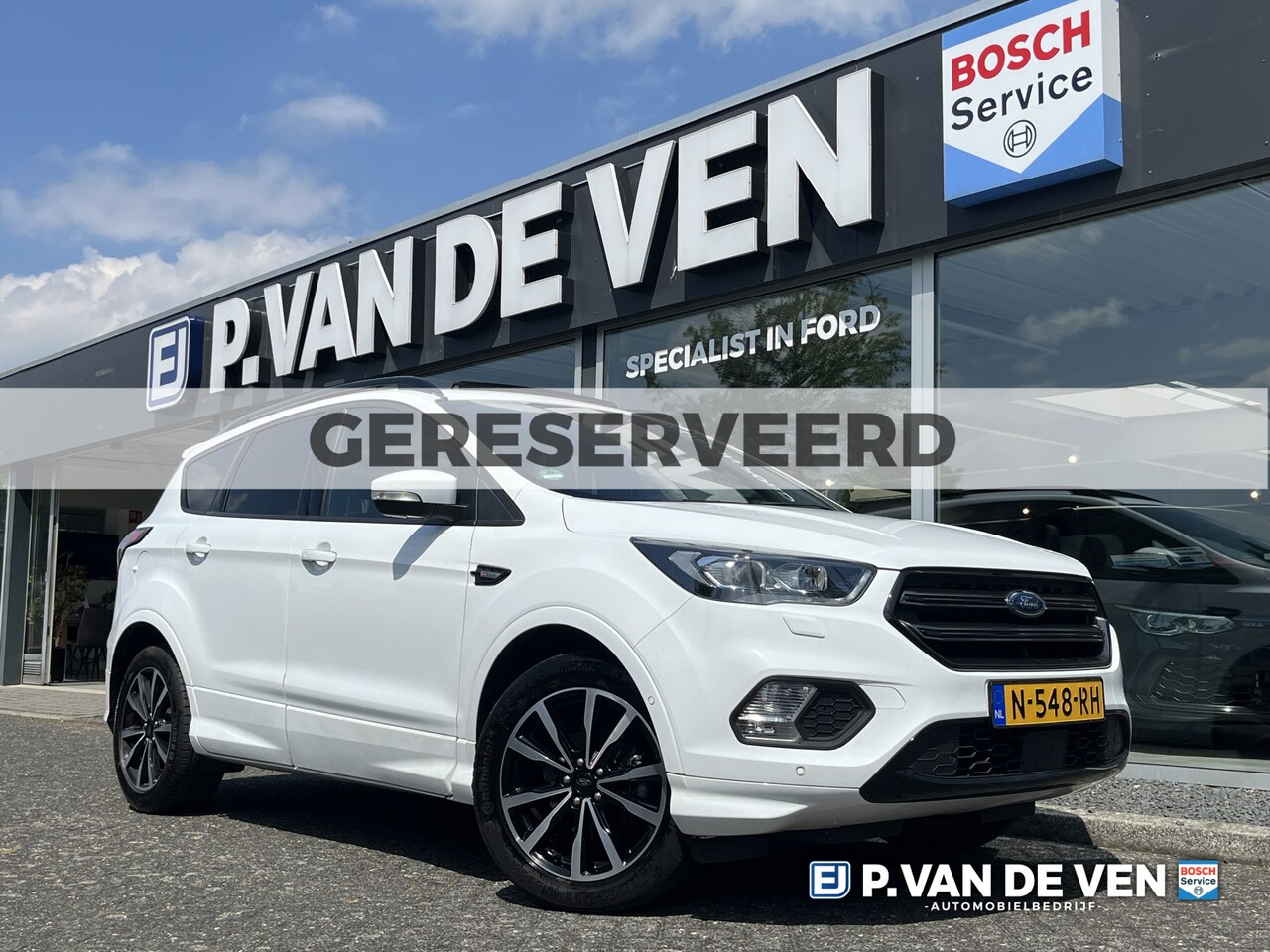 Ford Kuga - 1.5 EcoBoost ST Line X | Afn. trekhaak | Panodak | Elektr. klep | Winter Pack | - AutoWereld.nl