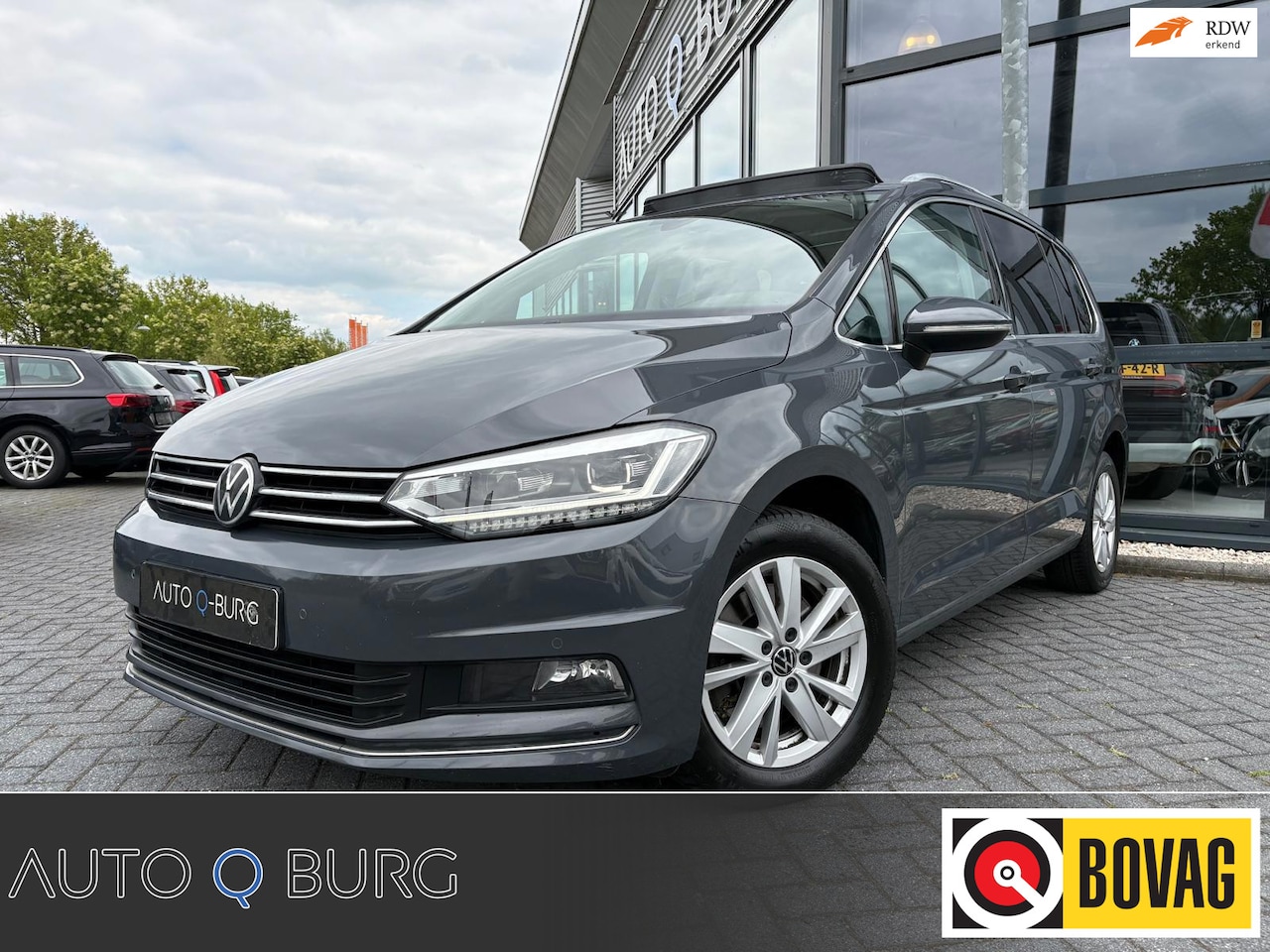 Volkswagen Touran - 2.0 TDI Comfortline | 7 Persoons | Navi | LMV | PDC | Airco | Schuif Dak | Led | Camera | - AutoWereld.nl