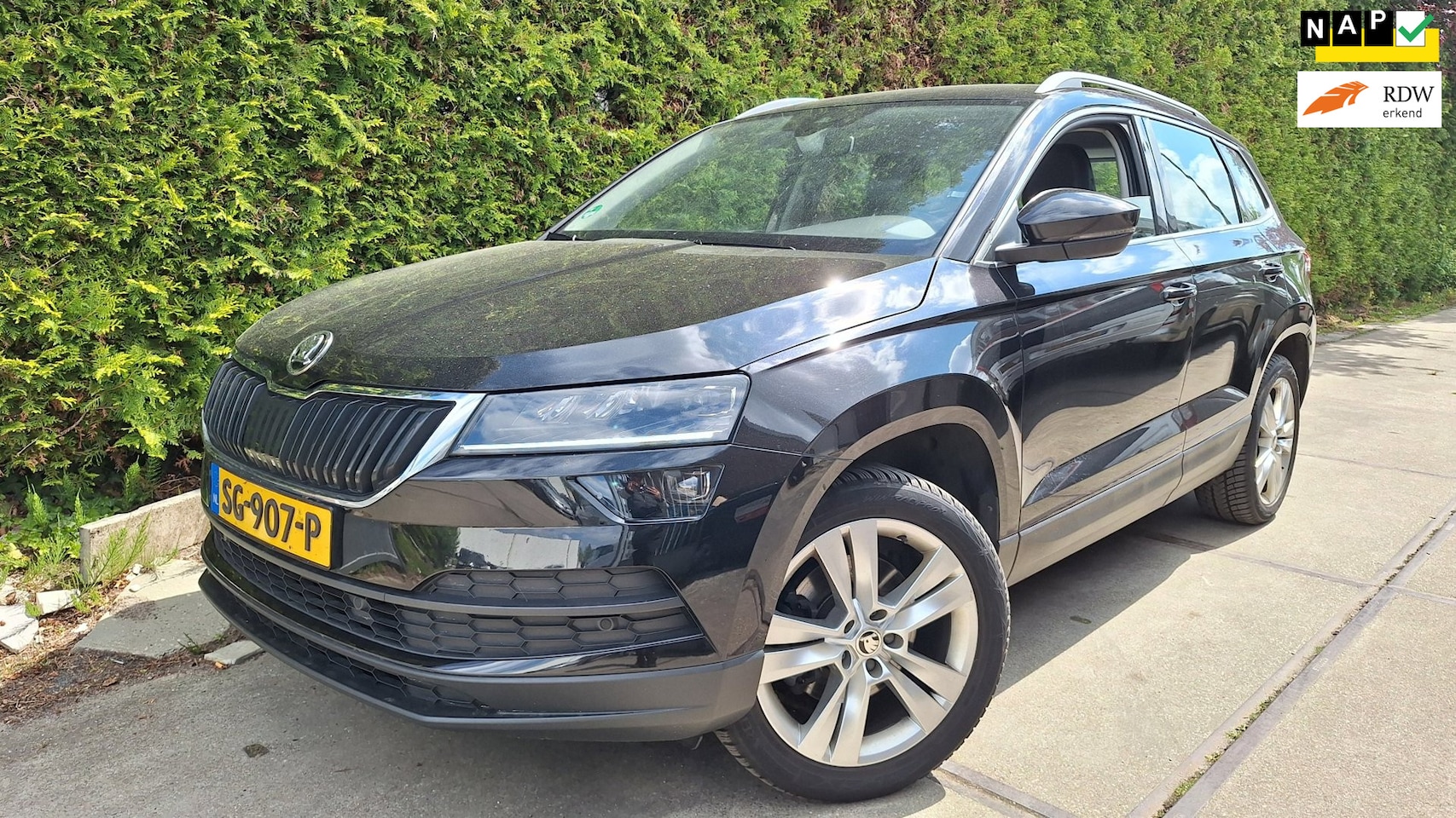 Skoda Karoq - 1.5 TSI ACT Style Business 1.5 TSI ACT Style Business - AutoWereld.nl