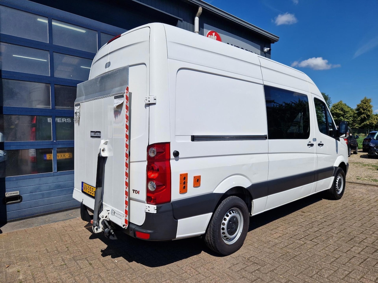 Volkswagen Crafter - 32 2.0 TDI L2H3 32 2.0 TDI L2H3 - AutoWereld.nl