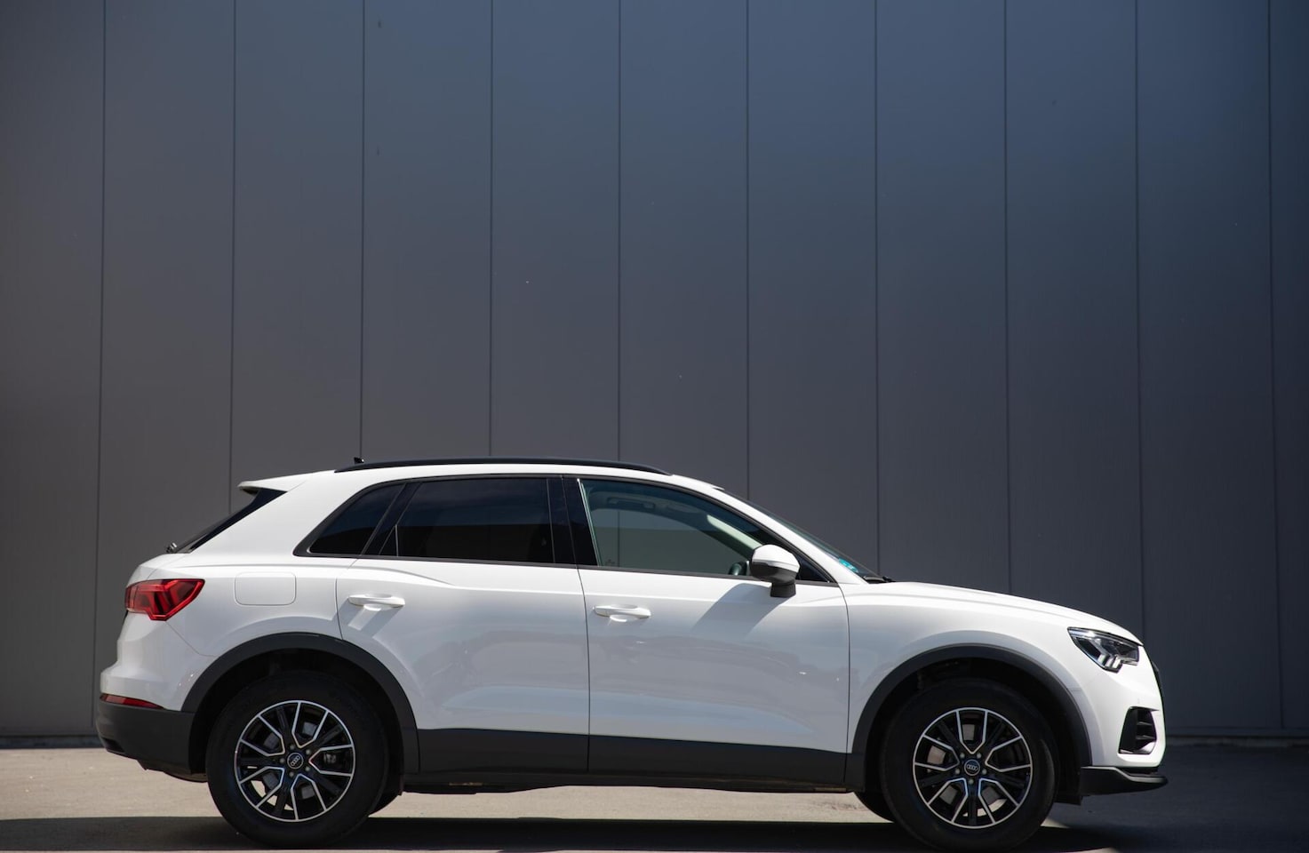 Audi Q3 - 45 TFSI e edition S line|Trekhaak|Panorama|LED|Keyless - AutoWereld.nl