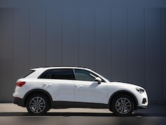 Audi Q3 - 45 TFSI e edition S line|Trekhaak|Panorama|LED|Keyless
