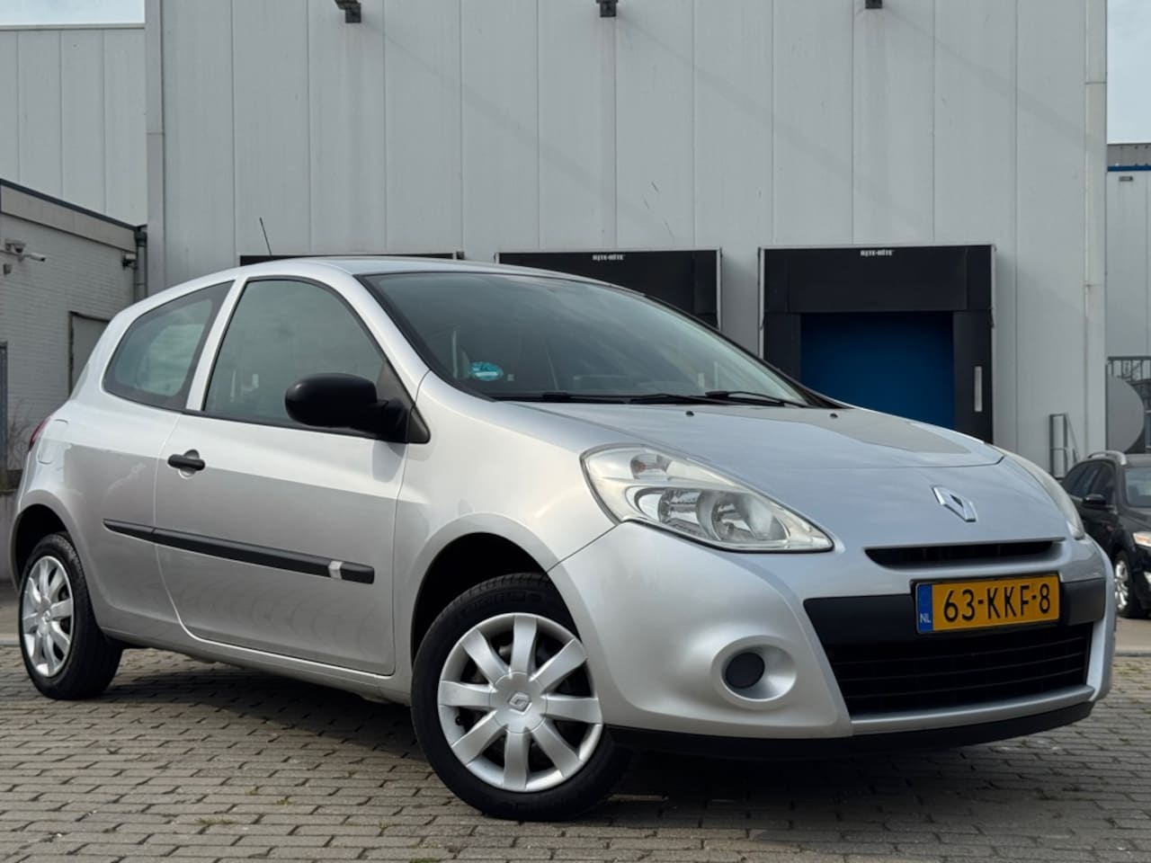 Renault Clio - 1.2 Special Line Airco Navi Dealer-Ondh NAP APK - AutoWereld.nl