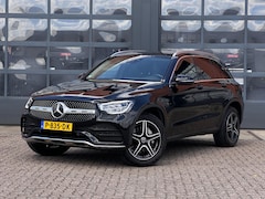 Mercedes-Benz GLC-klasse - 300e 4-Matic AMG Line Panoramadak | Trekhaak | Apple Carplay | 4 Seizoen banden | Stoelver