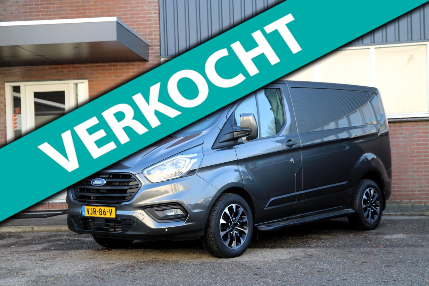 Ford Transit Custom - 320 2.0 TDCI 130PK Automaat L1H1 Trend / Trekhaak / Sync 3 app connect - AutoWereld.nl