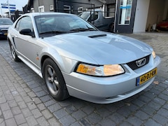 Ford Mustang - USA 3.8 V6 Coupé Automaat