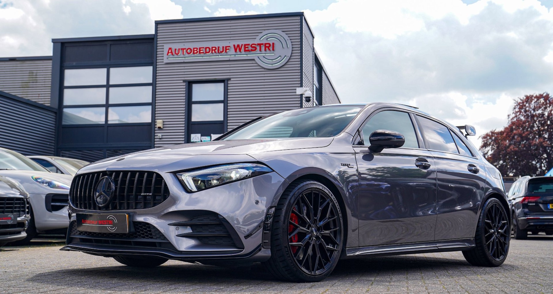 Mercedes-Benz A-klasse - AMG 35 4MATIC Edition 1 | Head Up Display | Burmester | Sterrenhemel | Memory | 360 Camera - AutoWereld.nl