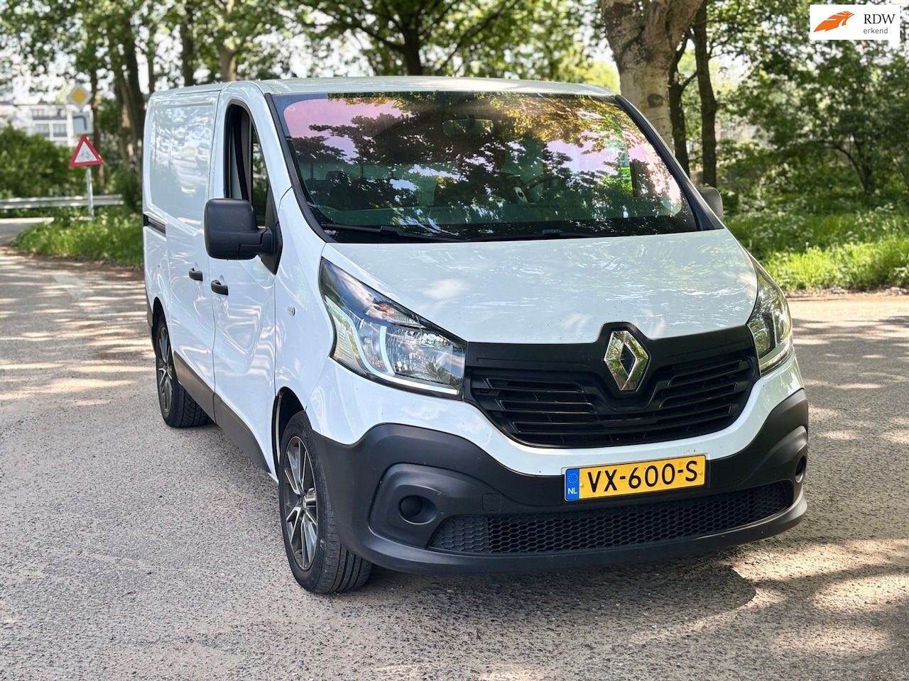 Renault Trafic - 1.6 dCi T27 L1H1 Comfort Energy 1.6 dCi T27 L1H1 Comfort Energy AC - AutoWereld.nl