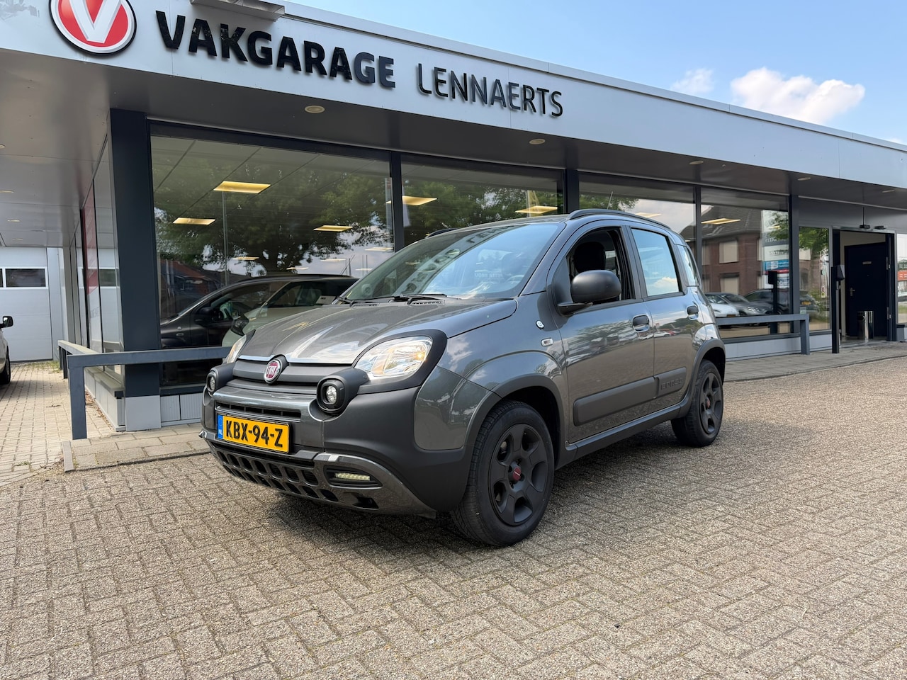 Fiat Panda - 1.2 City Cross 1.2 City Cross (4-cilinder), Rijklaarprijs / 120 mnd Bovag garantie - AutoWereld.nl