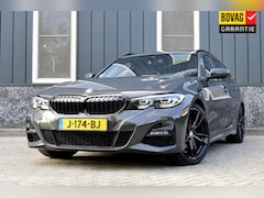 BMW 3-serie Touring - 320i M-Sport Rijklaarprijs-Garantie Panorama dak trekhaak Sport interieur Led Camera
