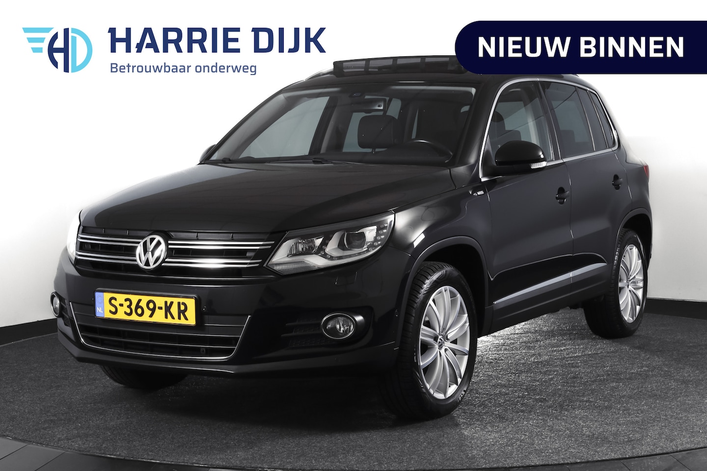 Volkswagen Tiguan - 1.4 TSI 160 PK Sport&Style 4Motion | S/K-Panodak | Cruise | PDC | NAV | ECC | LM 18" | - AutoWereld.nl