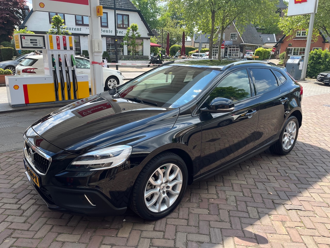 Volvo V40 Cross Country - 1.5 T3 Polar+ Luxury - AutoWereld.nl