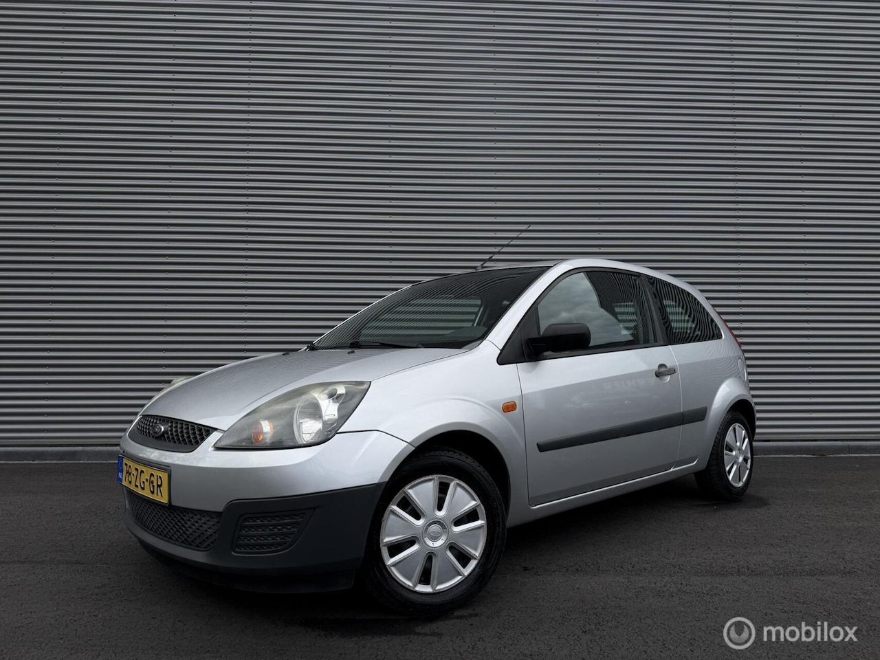 Ford Fiesta - 1.3-8V Cool & Sound | Airco | Trekhaak | NL auto - AutoWereld.nl