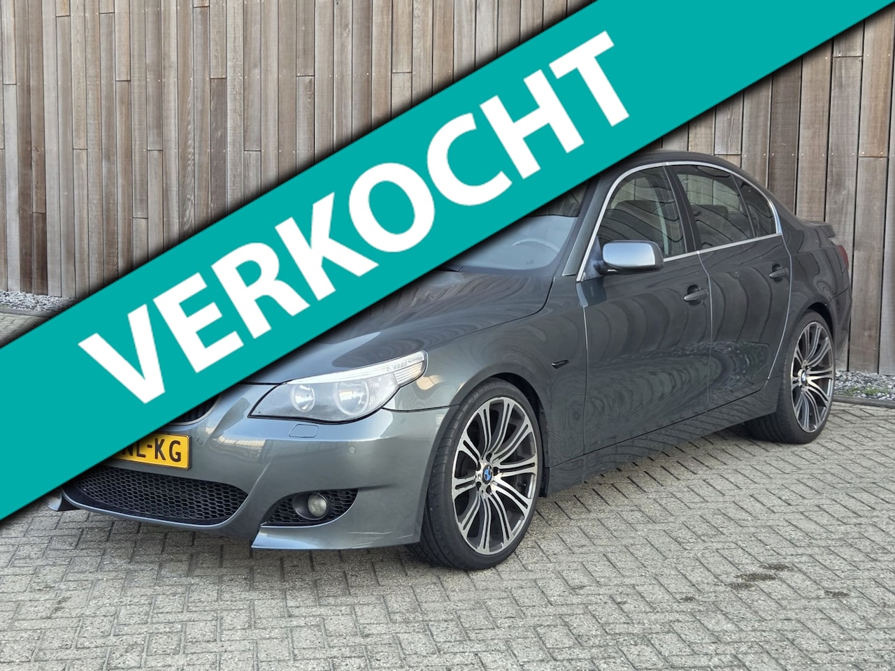 BMW 5-serie - 520i Executive Automaat - AutoWereld.nl