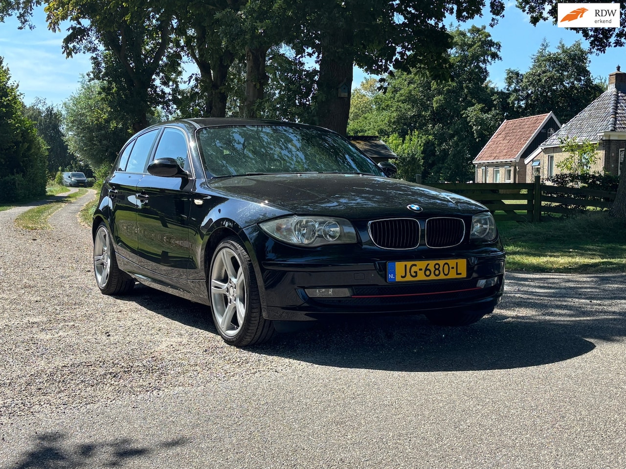 BMW 1-serie - 116i | Airco | - AutoWereld.nl