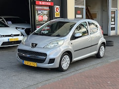 Peugeot 107 - 1.0-12V XS 5 Deurs