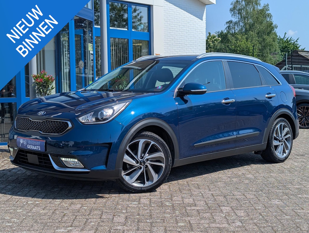 Kia Niro - 1.6 GDi Hybrid ExecutiveLine | Trekhaak, Keyless, Dodehoekherkenning, Parkeersensoren V+A, - AutoWereld.nl
