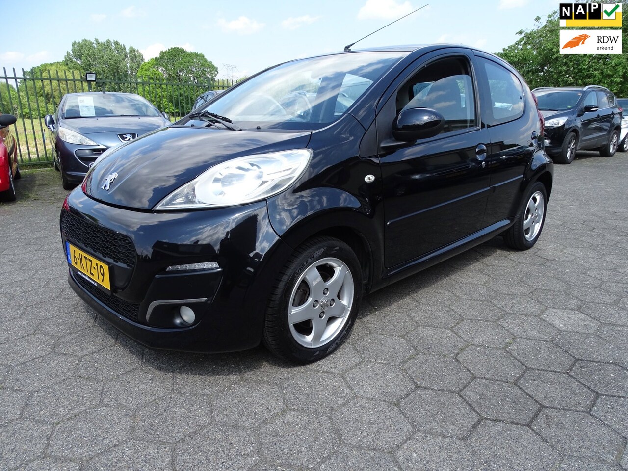 Peugeot 107 - 1.0 Active AIRCO/LMV/BT/5 DEURS/NAP - AutoWereld.nl