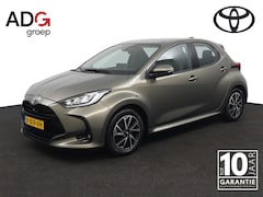 Toyota Yaris - 1.5 VVT-i Dynamic Trekhaak Navigatiesysteem | Trekhaak | All Seasons |