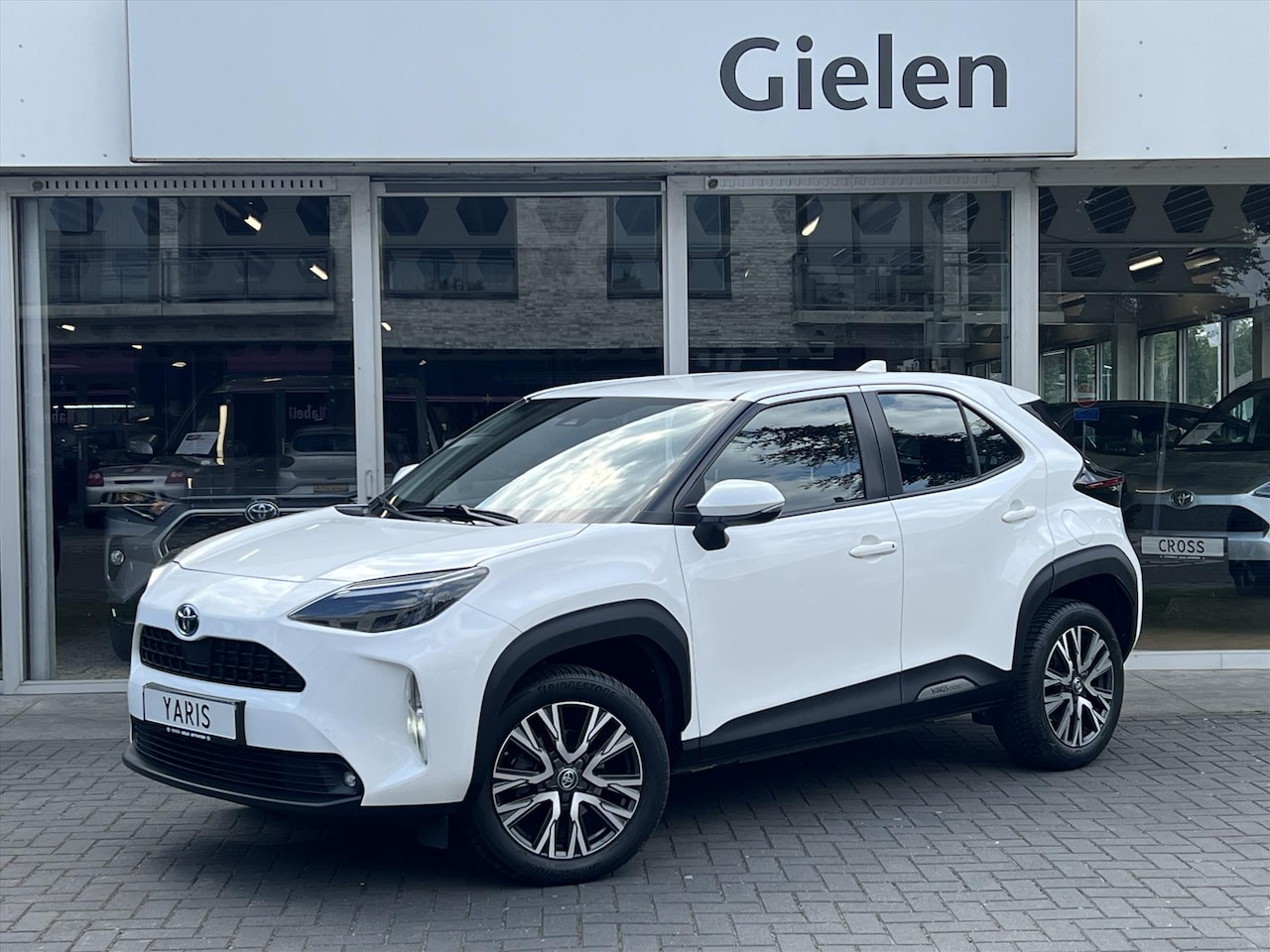 Toyota Yaris Cross - 1.5 Hybrid Active Plus | Lichtmetalen velgen, Apple CarPlay/Android auto, Parkeercamera, A - AutoWereld.nl