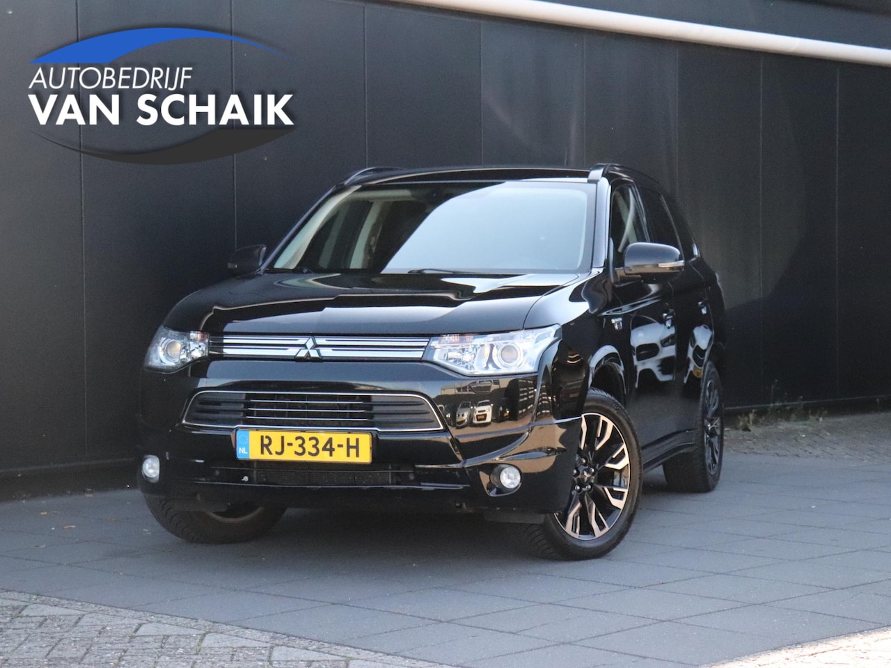 Mitsubishi Outlander - 2.0 PHEV Executive Edition | TREKHAAK | CAMERA | CRUISE | BLEUTOOTH | - AutoWereld.nl