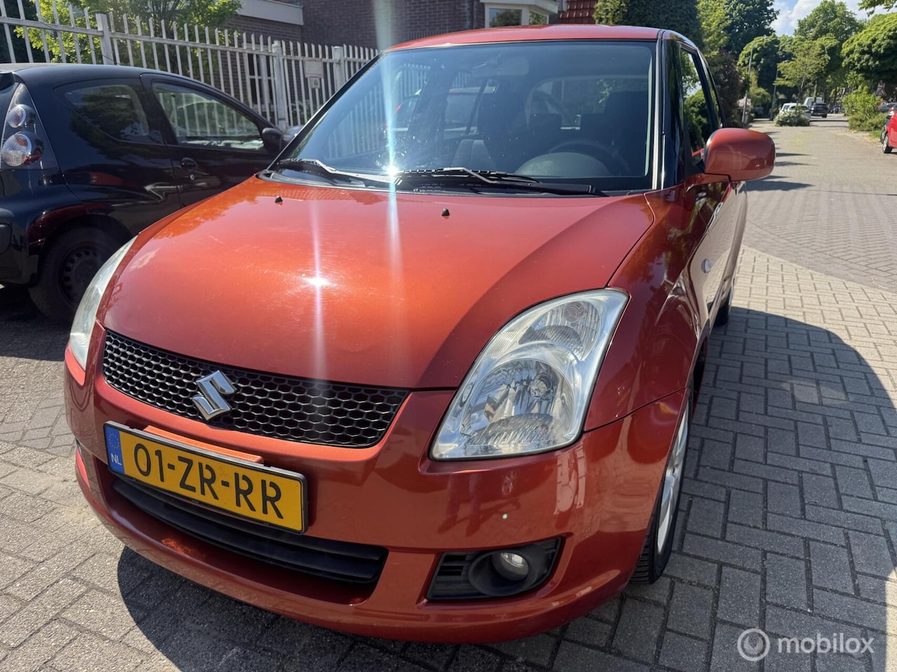 Suzuki Swift - 1.3 Base 1.3 Base - AutoWereld.nl