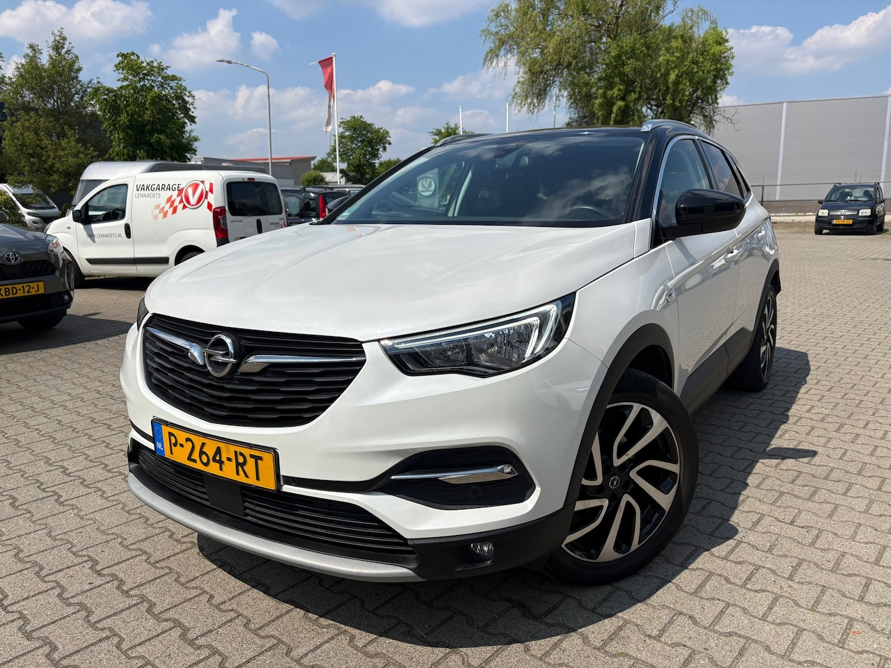 Opel Grandland X - 1.2 Turbo Innovation 1.2 Turbo Innovation - AutoWereld.nl