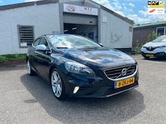 Volvo V40 - 2.0 D4 Ocean Race Business R-Design | LEDER| CLIMA | 190 PK