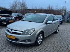 Opel Astra GTC - 1.6 Enjoy