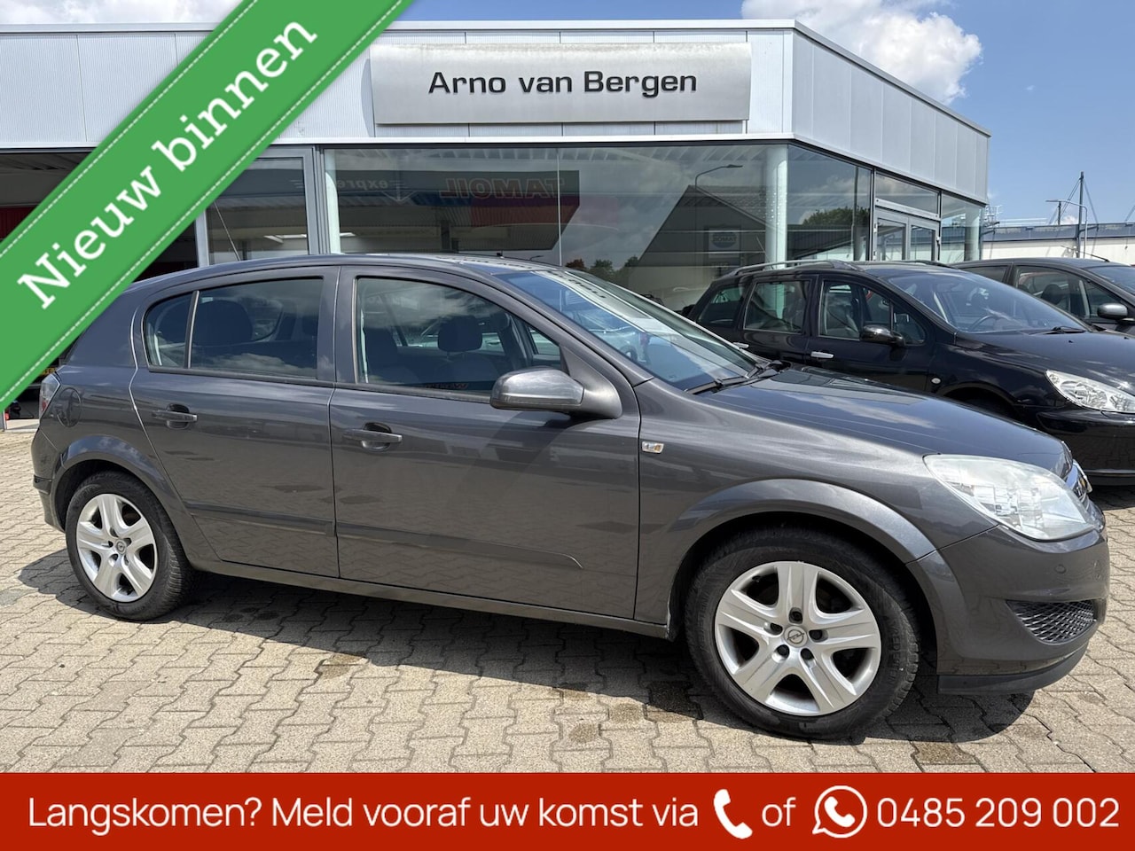 Opel Astra - 1.6 Business+ 1.6 Business, navigatie, cruisecontrol, airco, trekhaak, zeer nette auto ! - AutoWereld.nl