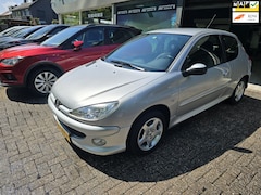 Peugeot 206 - 1.4 Air-line 3 | 1E EIGENAAR | NIEUWE APK | AIRCO | LMV |