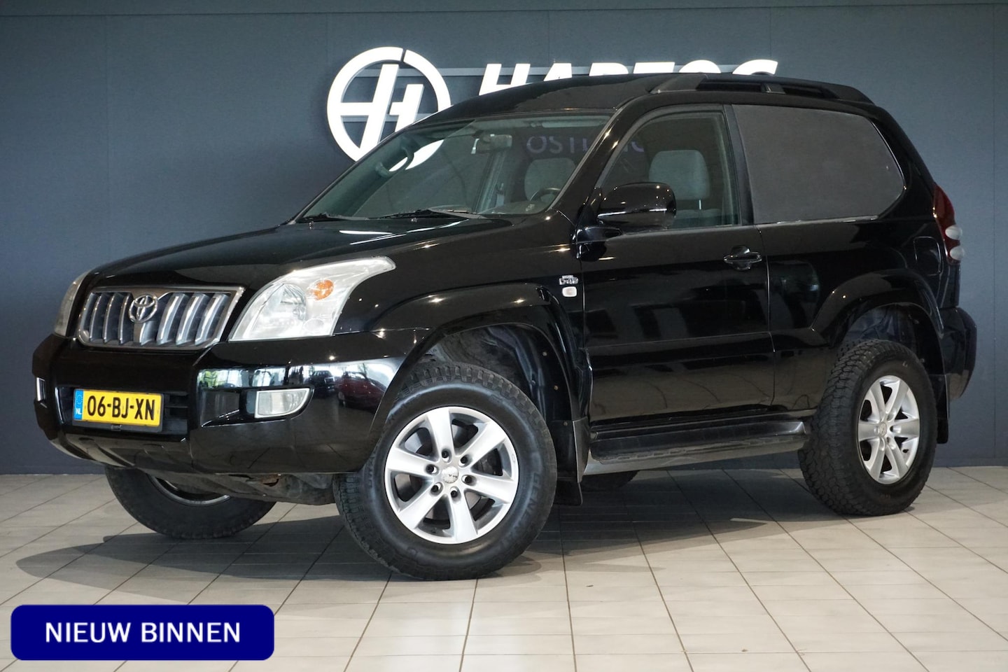 Toyota Land Cruiser - 3.0 D-4D VX HR Blind Van *169.162KM NAP!* + TREKHAAK - AutoWereld.nl