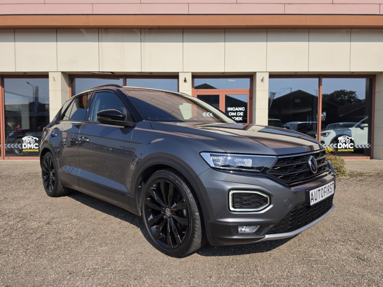 Volkswagen T-Roc - Sport | Blackstyle | 19 Suzuka | Led | Pano | Navi | Cruise | Ai - AutoWereld.nl