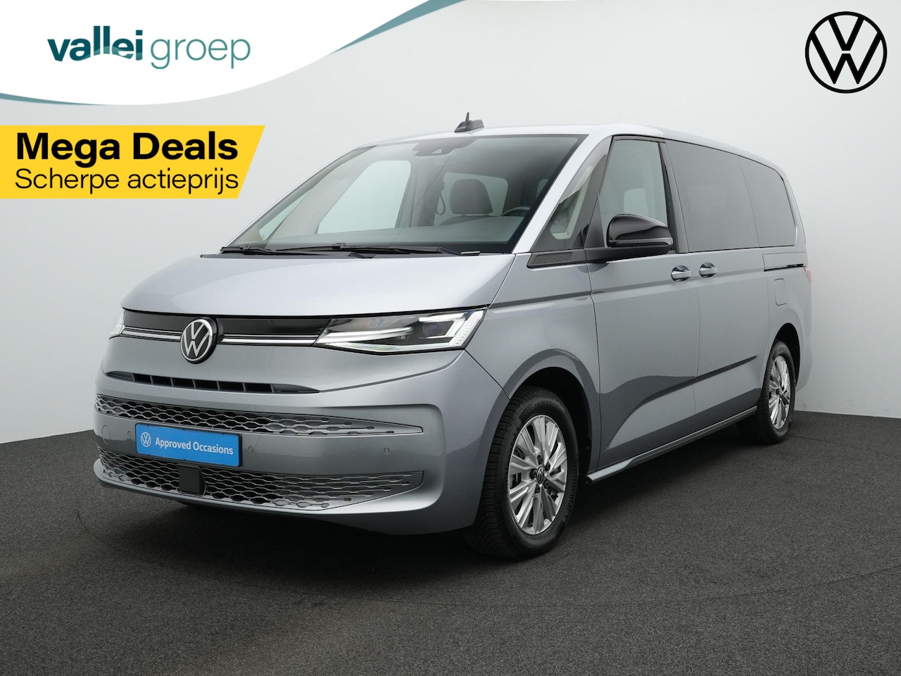 Volkswagen Multivan - 6-zits 1.4 eHybrid 218 pk DSG L2H1 | Panoramadak | Trekhaak | Achteruitrijcamera | Navigat - AutoWereld.nl