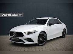 Mercedes-Benz A-klasse - 180 Business Solution AMG | Stoelverwarming | Camera | Ambiance Verlichting | Keyless | Ap