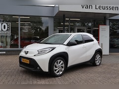 Toyota Aygo X - FIRST STOELVERW. LM-VELGEN CLIMA APPLE/ANDROID CAMERA DAB BLUETOOTH
