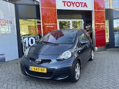 Toyota Aygo - 1.0-12V Access AIRCO LICHTMETALEN VELGEN