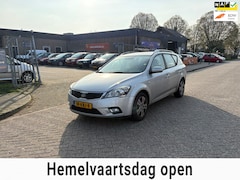 Kia Cee'd Sporty Wagon - 1.4 CVVT X-ecutive