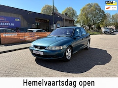 Opel Vectra - 1.6-16V Business Edition NIEUWE APK