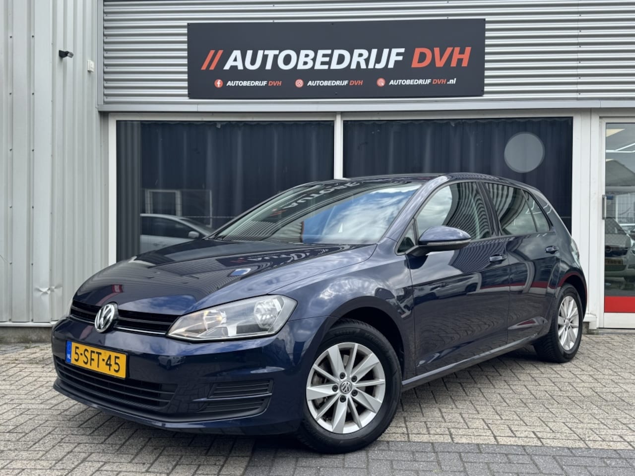 Volkswagen Golf - 1.2 TSI Comfortline | Cruise | Trekhaak | NAP | - AutoWereld.nl