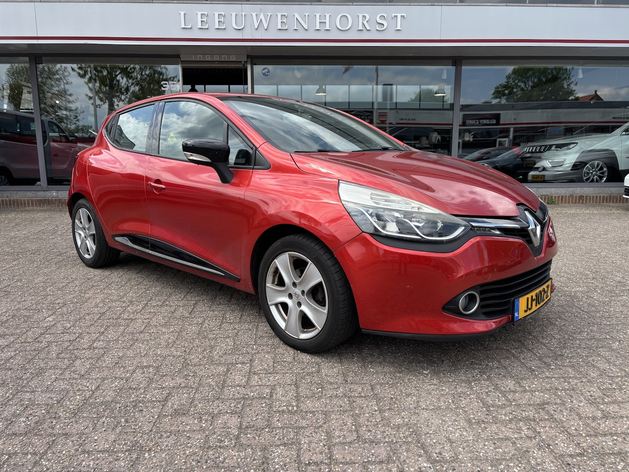 Renault Clio - 0.9 TCe Authentique 0.9 TCe Authentique, airco, cruise, LED, S/S, LMV, - AutoWereld.nl