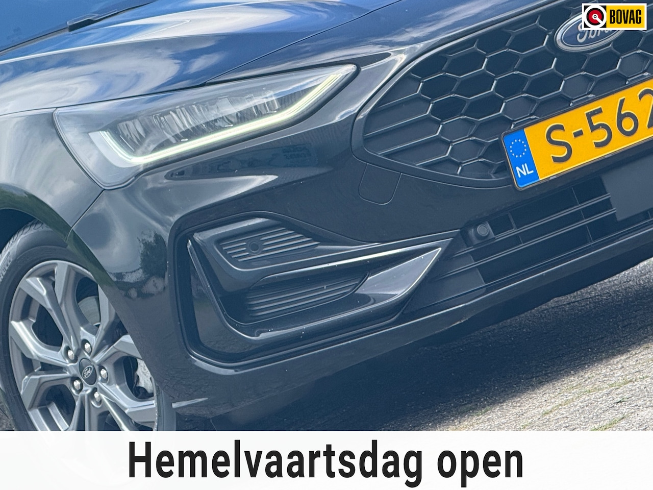 Ford Focus Wagon - 1.0 EcoBoost Hybrid ST Line Style Automaat - Agate Black - Winterpakket - AutoWereld.nl