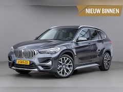 BMW X1 - xDrive25e High Executive Org.NL|Pano-dak|Leder|Trekhaak|Camera|HuD|19''