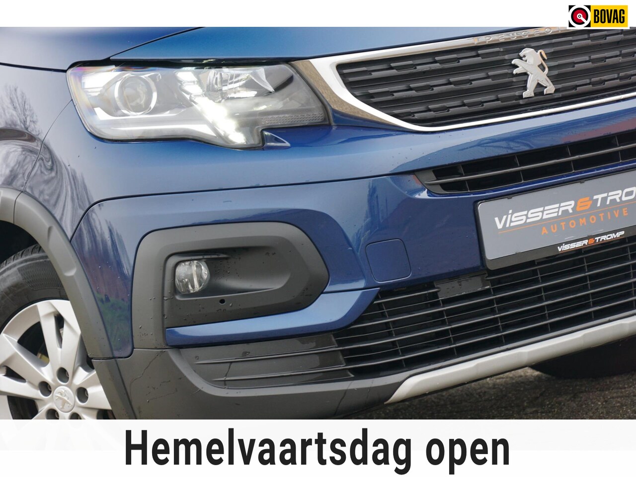 Peugeot Rifter - 1.2 Puretech Allure Pack 130pk Automaat - Blue Nuit - Camera/Navigatie/Zenith Panoramadak - AutoWereld.nl