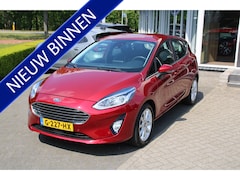 Ford Fiesta - 1.0 EcoBoost 100 PK Titanium TREKHAAK | VERWARMDE VOORRUIT | B&O AUDIO