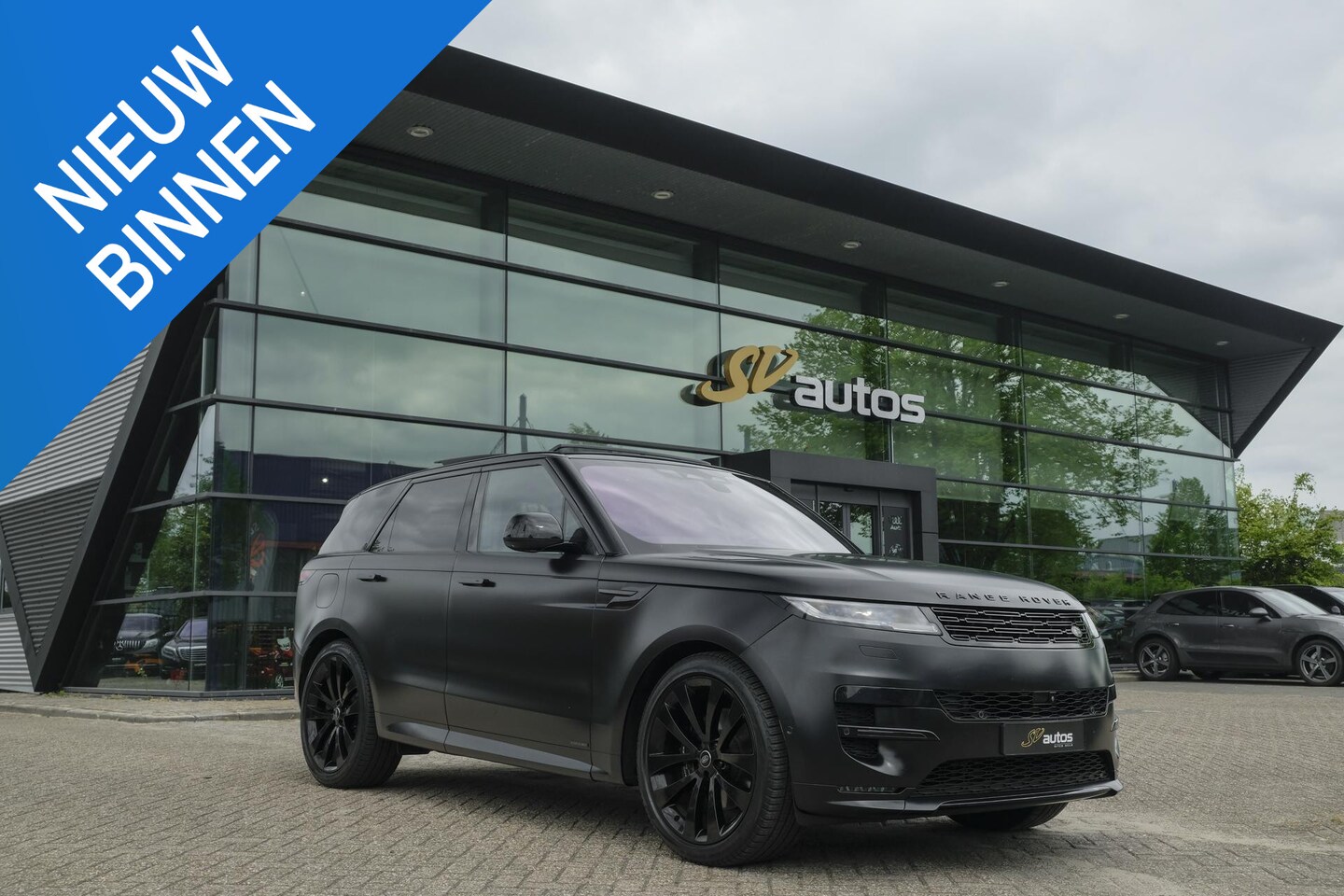 Land Rover Range Rover Sport - D350 350pk Autobiography Panoramadak Massage Stoelkoeling Meridian 3d Trekhaak 23" LMV - AutoWereld.nl