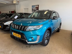 Suzuki Vitara - 1.5 Hybrid Style Automaat| Carplay| Panoramadak| Trekhaak| 10 jaar garantie