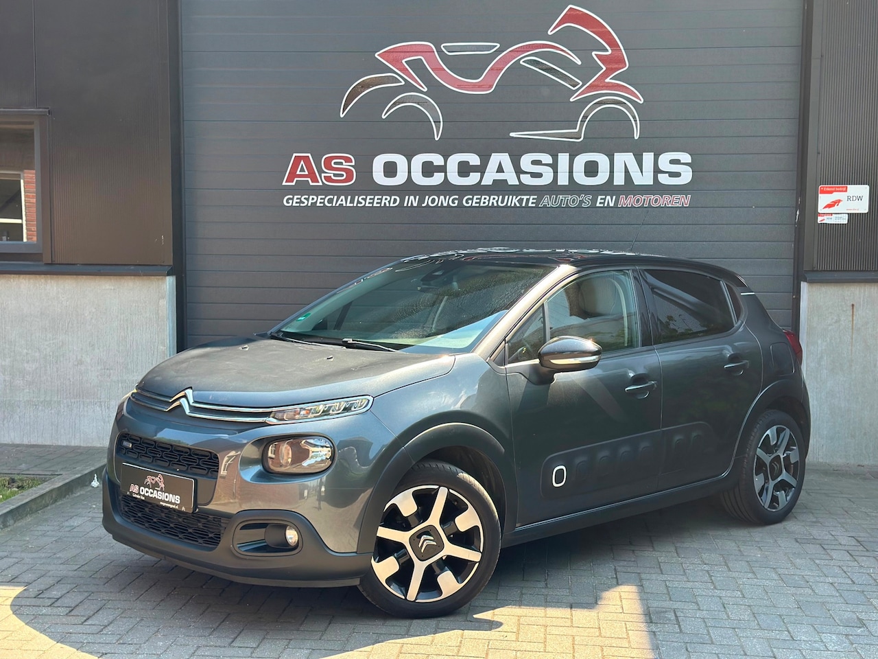 Citroën C3 - 1.2 PureTech Shine - CarPlay - Nwe Riem - AutoWereld.nl