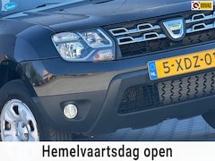 Dacia Duster - 1.2 TCe 4x2 Lauréate - Noir Nacre - Cruise/Trekhaak/Airco